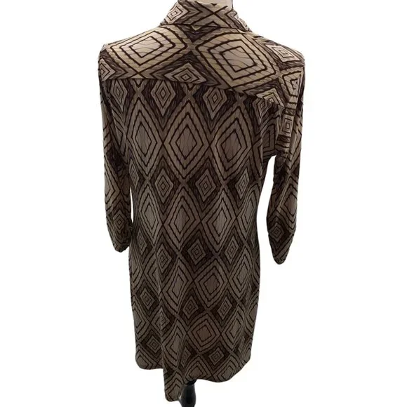 Mlle Gabrielle Petite Large Stretchy Collared Dress - Picture 3 of 6